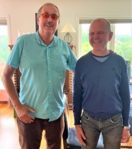 Bildet viser Knut Aadland og KABBs reporter Kurt Ove Mæland